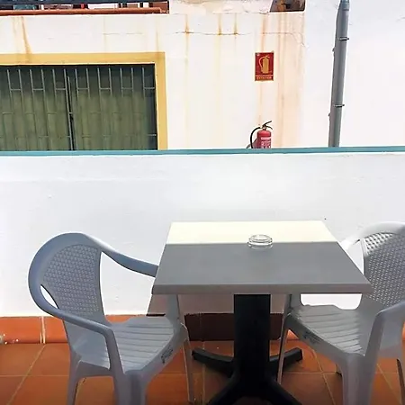 卡斯塔富尔特酒店 酒店 2*